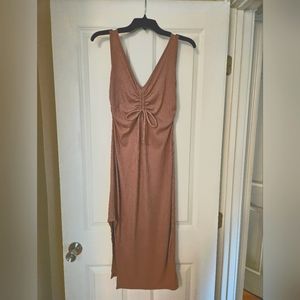 Rouched dress with a slit size L